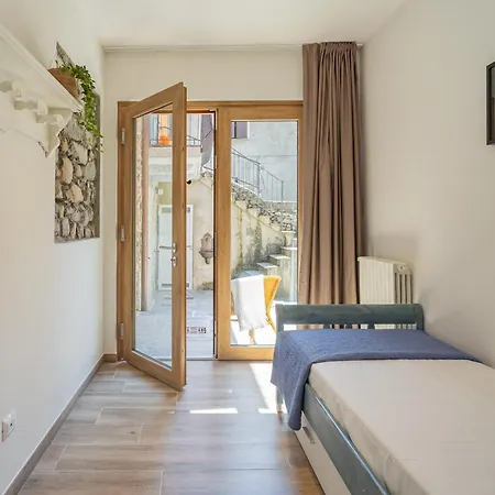 Abbazia Acqua Dolce -with Stunning Terrace By Rent Apartmán Lenno