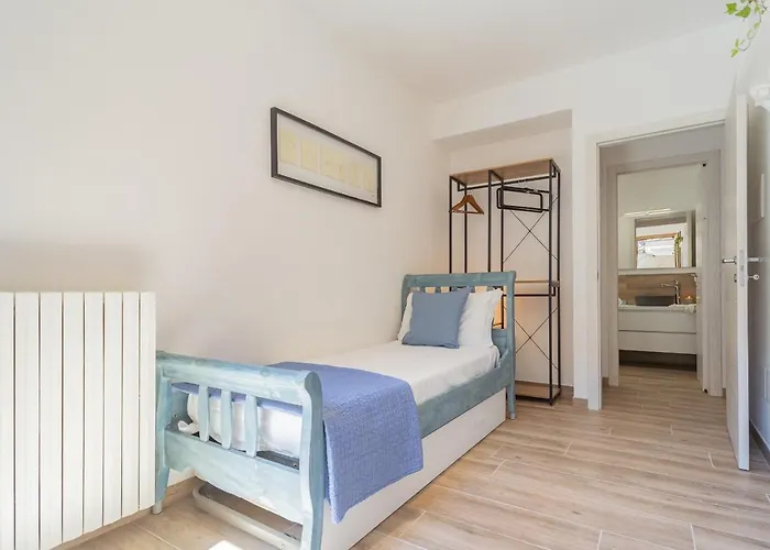 Abbazia Acqua Dolce -with Stunning Terrace By Rent Lägenhet Lenno