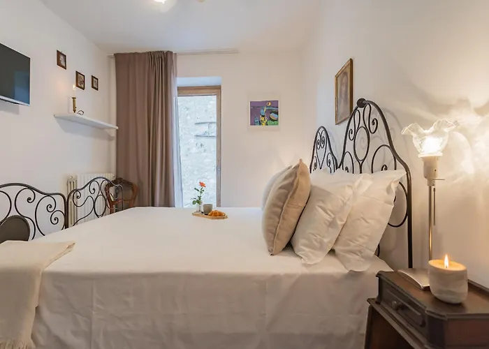 Abbazia Acqua Dolce -with Stunning Terrace By Rent Lägenhet